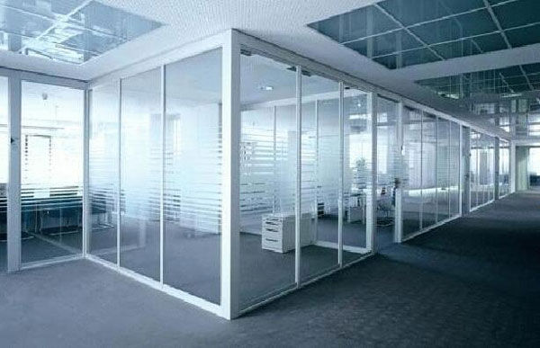 炎炎夏日，自流平施工怎么辦？