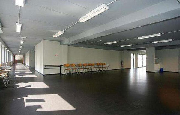 炎炎夏日，自流平施工怎么辦？