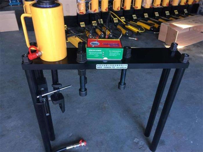 水泥自流平施工前，現(xiàn)場勘察有哪些注意事項(xiàng)？