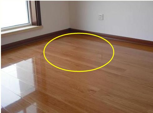 鋪木地板前要不要做自流平？聽老師傅說完，大多數(shù)家庭都做錯了