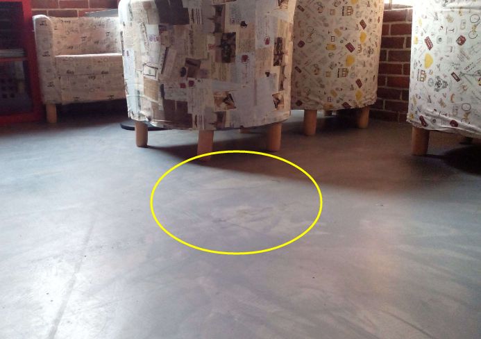 鋪木地板前要不要做自流平？聽老師傅說完，大多數(shù)家庭都做錯了